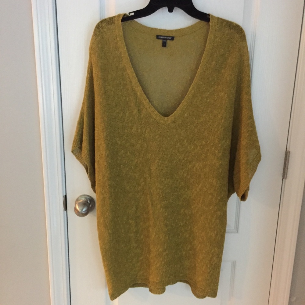 Eillen Fisher V Neck tunic